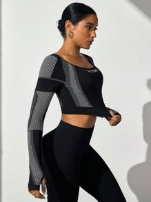 Easithlete Women Graphic Print Close-Fitting Long Sleeve Workout Top Sweater