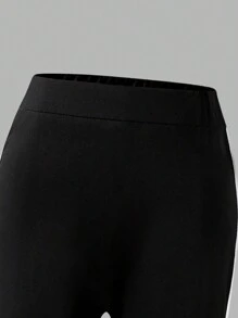 SHEIN Explorewe 青少年女孩賽車印花連帽衛衣與對比腰帶喇叭褲 2件套 - 白色 - 查看 4