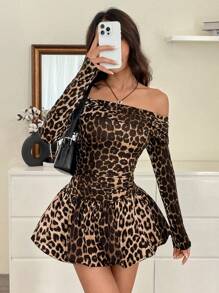 SHEIN EZwear Vestido corto casual de mujer de manga larga con hombros descubiertos y estampado de leopardo - Multicolor - Ver 3