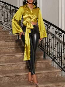 SHEIN Lady Top corto de satén color jengibre con cinta de cintura larga para mujer - Amarillo - Ver 1