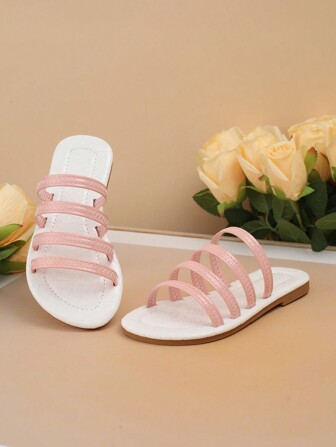 1 Pair New Fashion Versatile Flat Slip-On Sandals For Girls