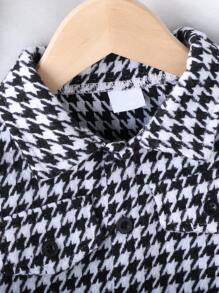 SHEIN Playful Pals 男婴休闲时尚优雅千鸟格印花短外套搭配黑色裤子，适合春秋季节 - 黑與白 - 查看 8
