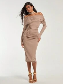 COSMINA Vestido de mujer de hombros descubiertos de longitud media con brillo dorado para otoño/invierno