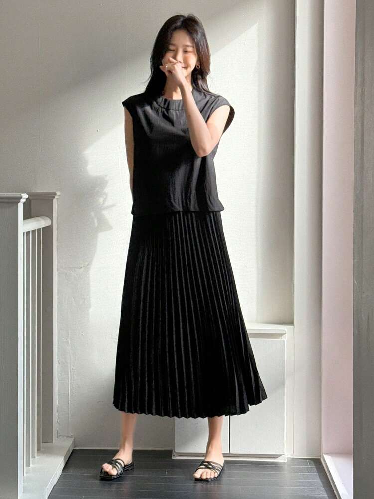 Women's Casual Solid Color V-Neck Pleated Hem Dress, Summer Sundress Maxi Dress