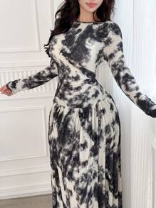 Modelyn Women Tie Dye Print Round Neck Long Sleeve Pleated Dress, Elegant