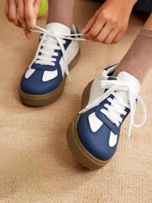 CUCCOO EASI 女士休闲穿孔运动鞋