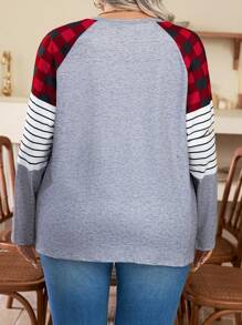 SHEIN CURVE+ 大码圣诞简约休闲 T 恤，日常穿着图案 T 恤女式上衣 - 彩色 - 查看 2