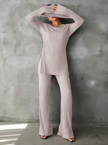 RueChic Camiseta de algodón unicolor con bajo dividido y pantalones acampanados