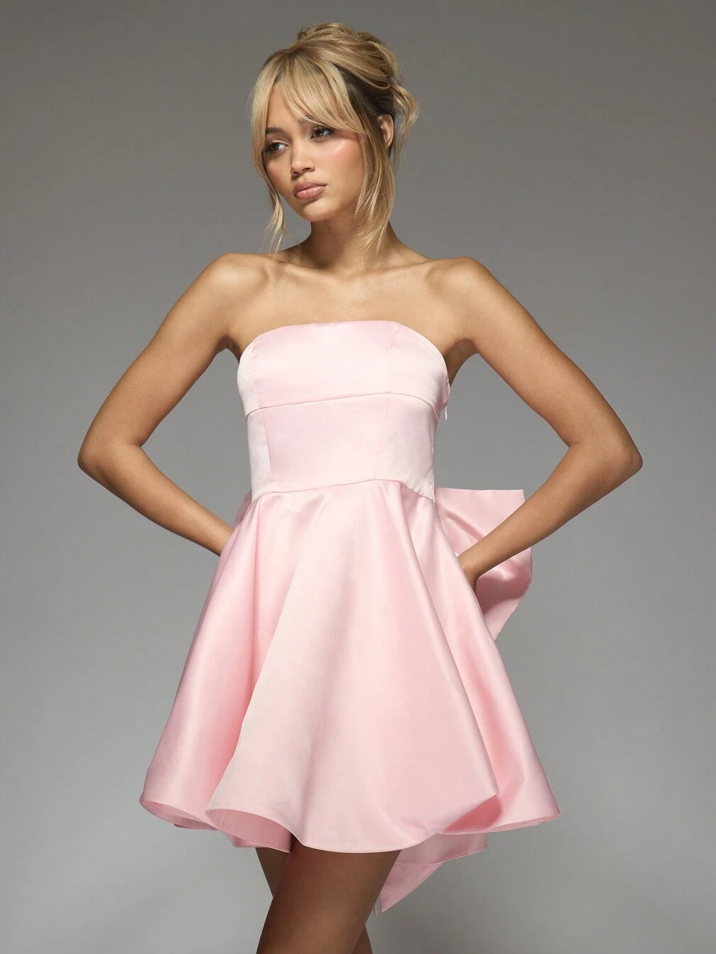 missguided pink mini dress MISSGUIDED Halter Neck Ruched Bust Satin Metallic Pink Mini DressMISSGUIDED