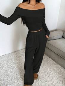 SHEIN EZwear Conjunto informal de mujer de camisa de manga larga en escote bardot y pantalones de punto negro