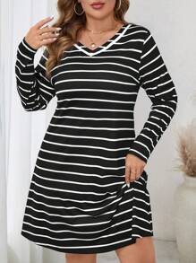 SHEIN LUNE Vestido de punto casual midi de cuello en V a rayas negro y blanco de estilo elegante para mujer talla grande, atuendo de fiesta de vacaciones de otoño/invierno