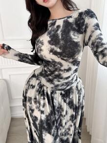 Modelyn Women Tie Dye Print Round Neck Long Sleeve Pleated Dress, Elegant