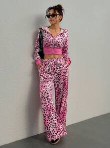 SHEIN EZwear 2pcs/Set Pink Leopard Velvet Hoodie Top And Pocket Side Sweatpants Tracksuit - Pink - View 6
