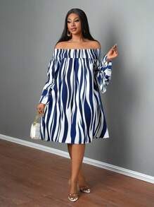 Slaydiva Herfst Casual en Elegante Eenlijnige Halslijn Met Meerlaagse Cake Bell Manchetten A-Zoom Jurk Losse All-Over Witte Onderkant Marineblauwe Golvenpatroon Bedrukte Damesjurk-C