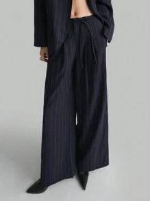 Ontre Women's Black & White Pinstripe Retro Style Loose Blazer & Pants Suit, Office Wear