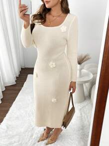 SHEIN Frenchy 大码女式 3D 玫瑰贴花白色连衣裙，适合冬季