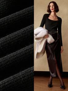 MOTF PREMIUM EFFEN VIERKANTE HALS SLIM FIT GERIBBELD TRUI