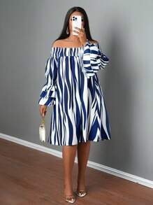 Slaydiva Herfst Casual en Elegante Eenlijnige Halslijn Met Meerlaagse Cake Bell Manchetten A-Zoom Jurk Losse All-Over Witte Onderkant Marineblauwe Golvenpatroon Bedrukte Damesjurk-C