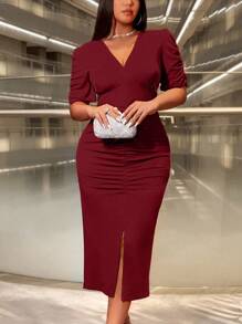 SHEIN Unity Women Plus Size Solid Color V-Neck Short Puff Sleeve Ruched Slit Hem Elegant Dress Burgundy Maxi Women Outfit - Burgundy - View 6