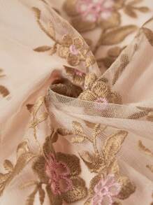 Ellevyn Women Elegant Luxury Lace Outfit For Party - Khaki - View 10