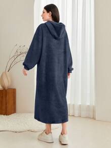 Mulvari 女式字母图案落肩长袖蓬松长款连帽卫衣连衣裙，秋冬 - 藏蓝色 - 查看 2