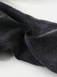 SHEIN 幼儿/男婴 2 件/套街头酷炫破洞长袖黑色牛仔夹克和磨边高弹力紧身黑色牛仔裤，配有大口袋，休闲百搭，适合婴儿日常服装和新年服装 - 黑色 - 查看 4