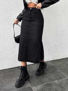 RueChic Women Casual Solid Color Slit Side Fitted Denim Mini Skirt, Autumn - Black - View 5