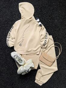 SHEIN Conjunto de 2 piezas para niño preadolescente: sudadera con capucha de manga larga con estampado de letras y flores en caqui, y pantalón de chándal - Caqui - Ver 2
