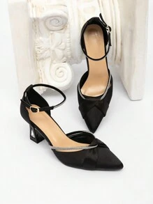 CUCCOO CHICEST 黑色尖头水晶镶嵌粗高跟鞋封闭式鞋头女士高跟鞋适合圣诞节和新年假期氛围秋冬