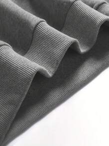 Manfinity Dauomo Men's Check Design Detail Thermal Lined Sweatshirt