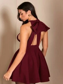 SHEIN BAE 纯黑色优雅法式挂脖简约蝴蝶结装饰薄纱裙短款黑色连衣裙，适合生日、酒会、正式活动、夜店派对、INS博主同款 - 酒紅色 - 查看 4