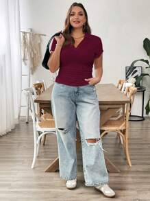 SHEIN Essnce Plus Size Women's Summer And Autumn Casual Comfortable POLO Collar Red Short-Sleeved Plain Teacher Fitted T-Shirt, Curve Tops, Back To School Basic Burgundy Top, New Year, Summer
