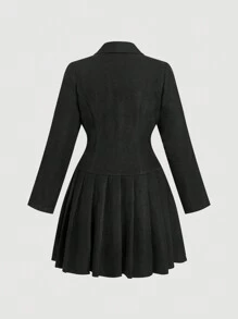 SHEIN MOD 大码复古翻领褶皱短袖双排扣金属纽扣迷你连衣裙