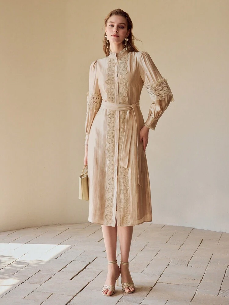 VESTIDO MIDI CON CINTURÓN Y ENCAJE GUIPUR DE CONTRASTE, ATUENDO DE MUJER