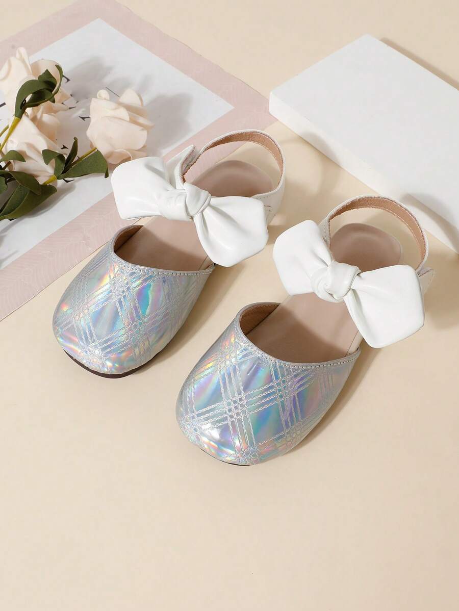 Mädchen Schleife Verzierung Knöchelriemen Flache Sandalen, Bequeme Lässig Sommer Schuhe - Silber - Übersicht 1