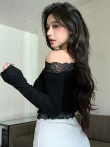 DAZY 女式蕾丝撞色不对称领口长袖T恤，秋季女装