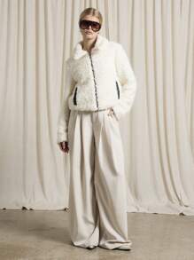 AiiRZ Luxurious Teddy Bear Winter Coat Plush Faux Fur Zip Up Short Jacket Fuzzy Warm Outerwear Fall Style Fashion Forward Statement Piece