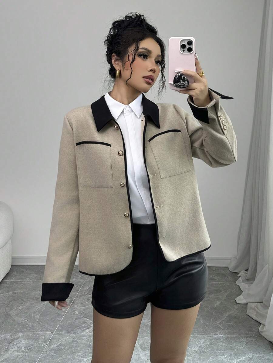 Chiquease Áo khoác ngắn Colorblock có nút kim loại, phù hợp với người nhỏ nhắn, mùa thu/đông - Màu Khaki - Xem 1