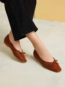 MOTF PREMIUM ROUND TOE RIVET DECORATED COMFORT FLAT SHOES FOR WOMEN