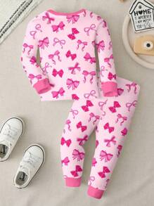 SHEIN Leap Crew 年轻女孩柔软舒适蝴蝶设计贴身休闲厚长袖上衣和裤子睡衣套装，适合秋冬季