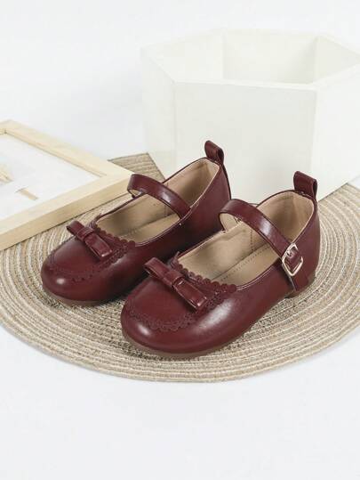 زوج كلاسيكي متعدد الاستخدامات للبنات / أطفال من الشبشب بقاع ناعم، مانع للإنزلاق، مريح، تصميم جديد، مناسب للربيع والصيف والخريف والشتاء