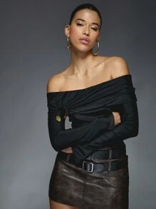 MISSGUIDED Metal Detail Off-Shoulder Long Sleeve Bardot Top