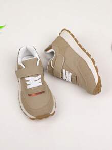 1 双儿童休闲舒适户外运动鞋，适合男孩和女孩，适合所有季节 - 杏色 - 查看 4