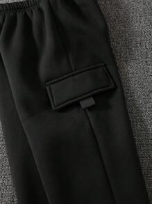SHEIN 2 件套年轻男孩休闲可爱拼色圆领运动衫和慢跑裤针织服装，适合学校、花园、海滩、生日、春季、夏季、秋季、冬季 - 黑與白 - 查看 7