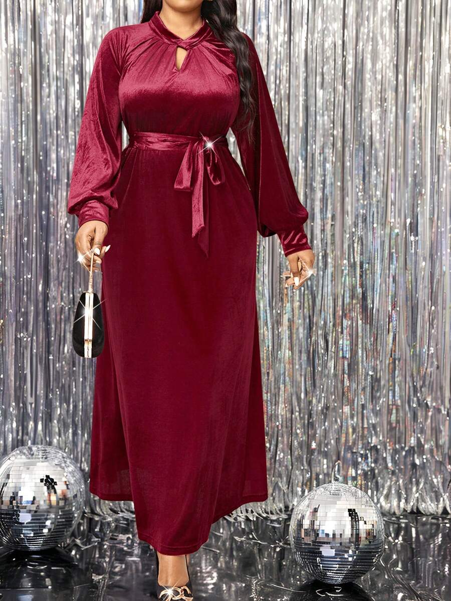 SHEIN Lady 秋冬季优雅大码长袖撞色亮片天鹅绒婚礼情人节新年派对连衣裙 - 紅色 - 查看 1