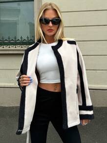 Forever 21 Neue Winterkontrastfarben-Jacke mit einseitigen langen Ärmeln, vielseitig und minimalistisch im Streetwear-Stil, warme Winterjacke für Frauen, Outfit für Silvester, Schnee, Neujahr und Weihnachten, weißer Mantel mit Fleece, elegantes Outfit