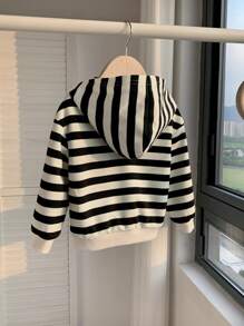 1 Piece Young Boys Casual College Comfortable Fashion Simple Practical Japan And South Korea Relaxed All-Match Soft Comfortable Striped Comfortable Thick Warm Sweatshirt Suitable For Outdoor Play Suitable For Kids Outfits School Back To School Boys Setboys Outfits Daily Suitable For School Suitable For Travel Suitable For Sports Suitable For Autumn And Winter - Black and White - View 11