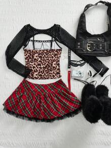 SHEIN ICON 1 件 Y2k 低腰派对新年夜可爱对比格子印花红色褶皱迷你裙搭配短裤，适合节日、休闲和时尚日常穿着 - 紅色 - 查看 9