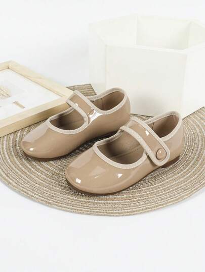 أحذية مسطحة للأطفال للبنات، سهلة الارتداء ذات قاعدة ناعمة وسُف منخفض، تصميم جديد مضاد للانزلاق ومريح، مناسبة للربيع والصيف والخريف والشتاء