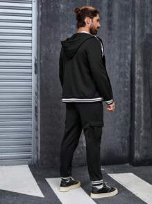 Manfinity Homme Bộ 2 quần dài tay có mũ trùm đầu và quần dài màu tương phản thường ngày dành cho nam, mùa thu - Đen và trắng - Xem 2